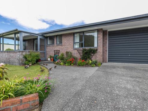 6 Baillie Place, Cobden