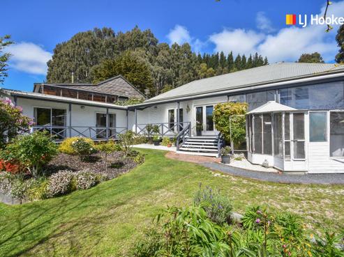 5 Clearwater Street, Broad Bay