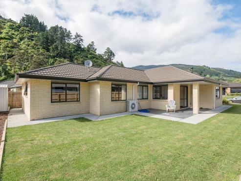 4 Olivine Terrace, The Brook