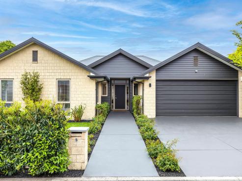 5 Levinge Lane, Middleton