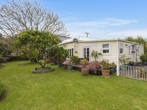 16 George Street, Hikurangi