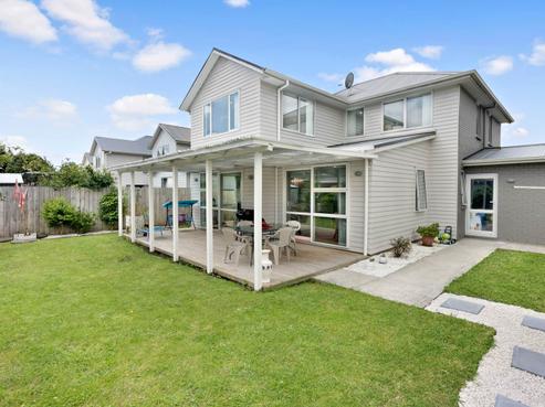 8 Puweto Avenue, Takanini