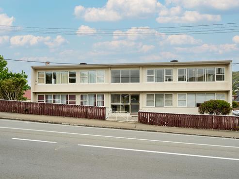 4/229 Karori Road, Karori