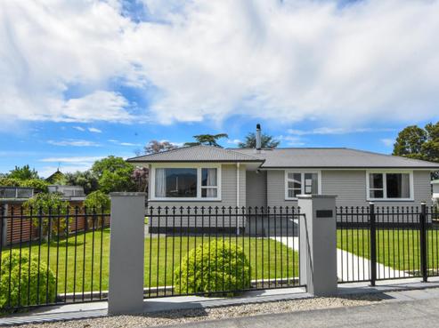 7 Solway Crescent, Solway