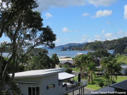 10 Opau Road, Oakura Coast