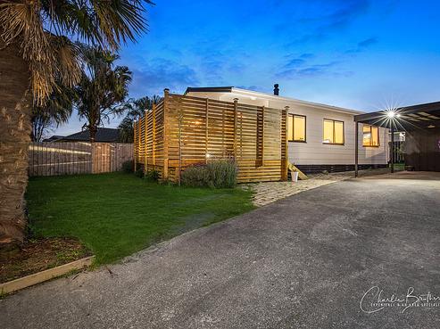 2/66B Burundi Avenue, Clendon Park