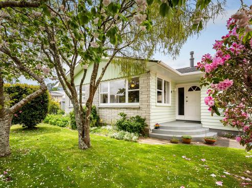 21 Longfellow Street, Trentham
