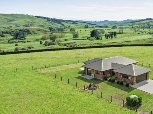 1/1052 Maungakawa Road, Te Miro