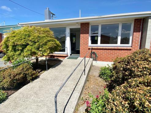 81D Charlotte Street, Balclutha