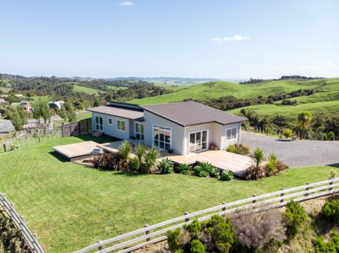 5 Esk Road, Miranda