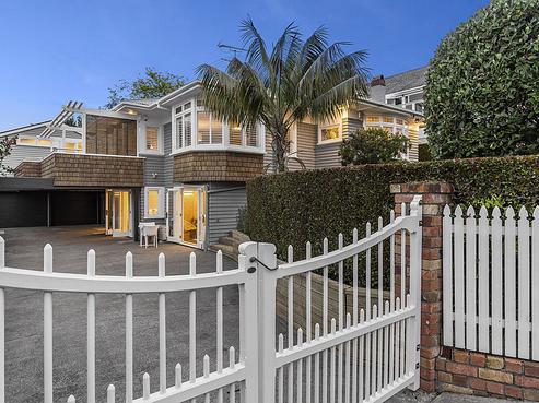 12 Saint Aubyn Street, Devonport