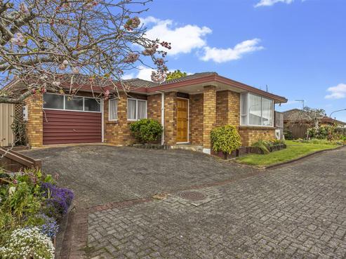 33B Kirby Street, Glendene