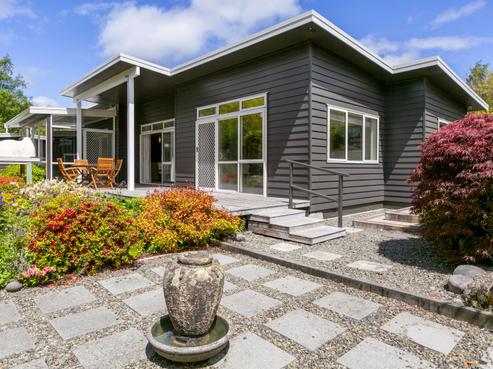 2/65 Taupahi Road, Turangi