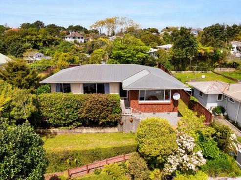 10 Beaumont Crescent, Frankleigh Park