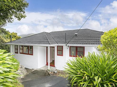 9 Columbia Way, Kingston
