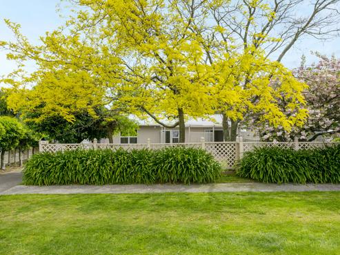2/3 Kaka Street, Taupo