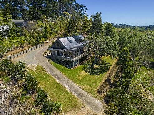 62 Caton Road, Waitakere