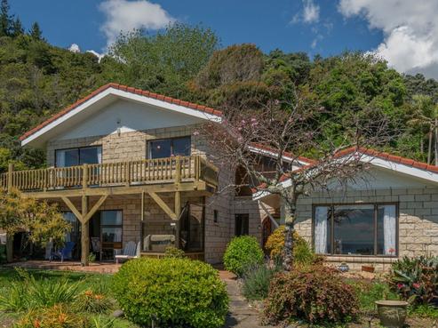 674 Thames Coast Road, Waiomu