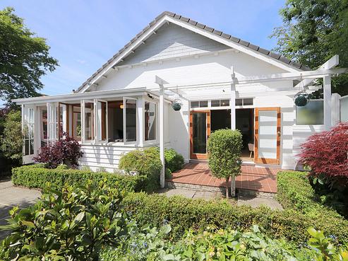 43 Albert Street, Gladstone