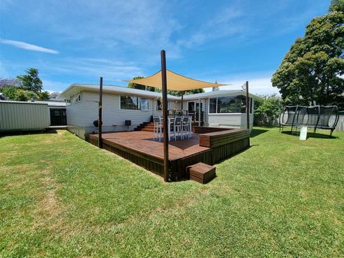 61 Patons Road, Howick