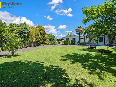 3 Beachlands Road, Beachlands