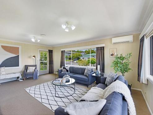 15 Churchill Avenue, Richmond