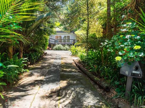 40 Mahoe Road, Titirangi