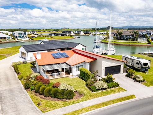 27 Stace Hopper Drive, One Tree Point