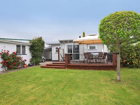 33 Elliott Crescent, Havelock North