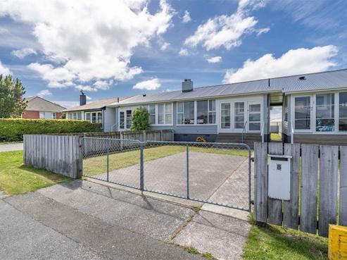 8 Manapouri Street, Strathern