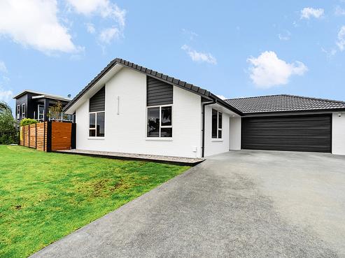 104 Barbados Way, One Tree Point