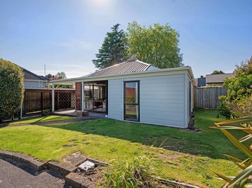 17B Hilton Road, Lynmore
