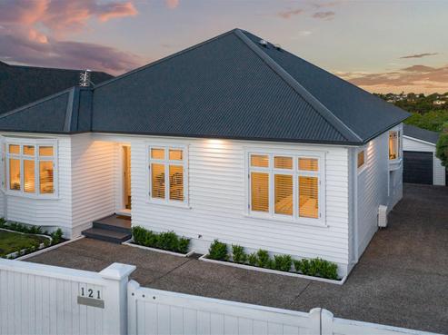 121 Hinemoa Street, Birkenhead