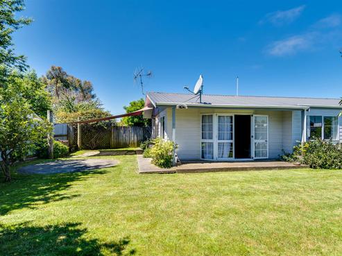 12 Ted Harpur Place, Onekawa