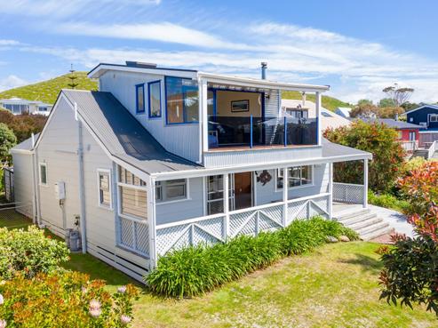 14 Tamarisk Drive, Riversdale Beach
