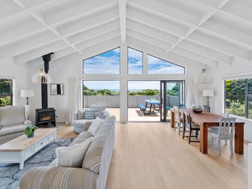 106 Field Way, Waikanae Beach