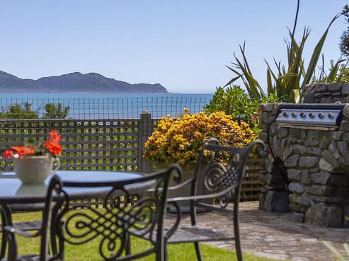 41 Field Way, Waikanae Beach