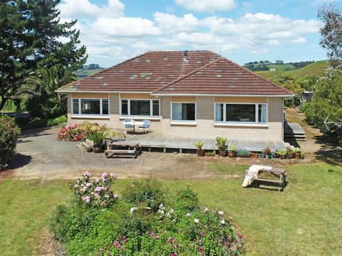 370 Onewhero-tuakau Bridge Road, Onewhero