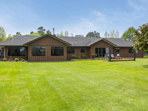 7 Hurunui Lane, Kinloch