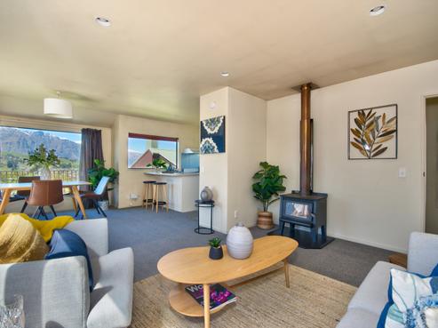 13B Highview Terrace, Queenstown Central