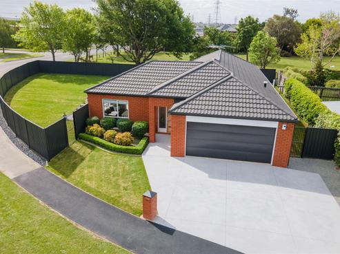 36 Mauger Drive, Heathcote Valley