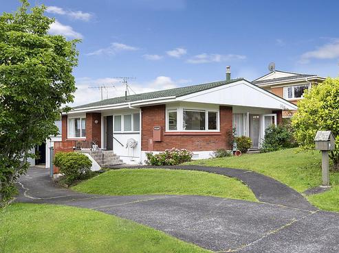 1/16 Castleton Drive, Howick