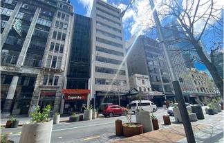 Level 3 Floor on Queen Street!