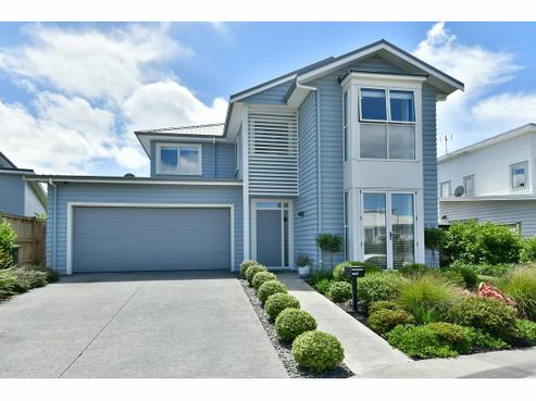 6 Onekura Street, Red Beach