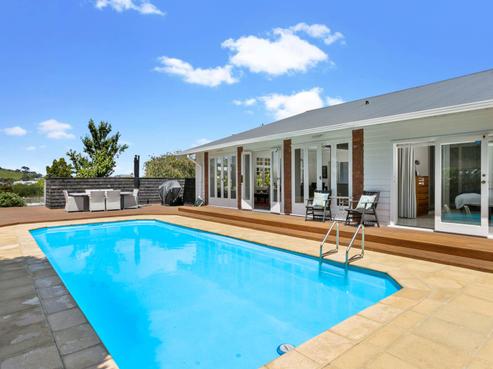 17 Albury Avenue, Epsom