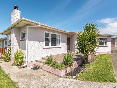 44 Titoki Street, Castlecliff