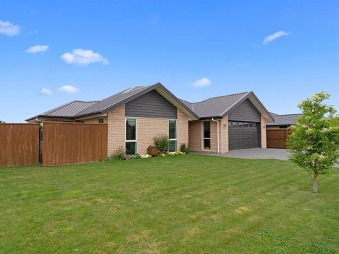 18 Lancewood Way, Rangiora