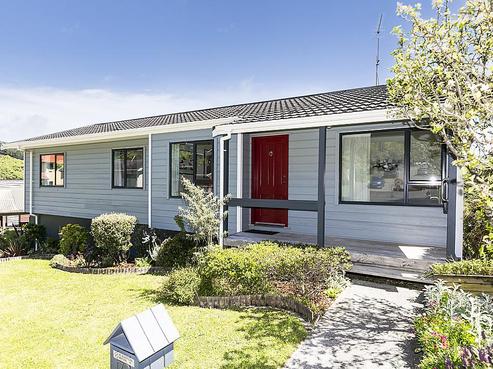 72 Woodhouse Avenue, Karori