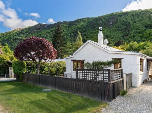 21A Nairn Street, Arrowtown