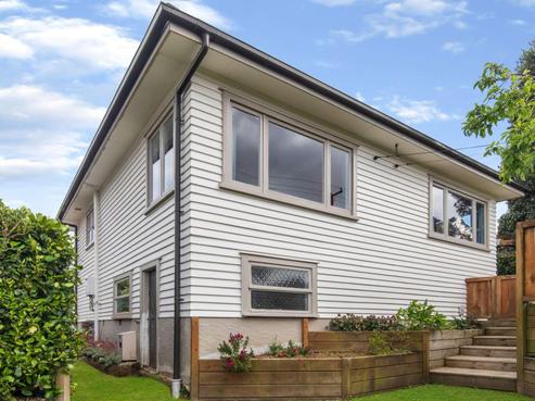 146 Tuhikaramea Road, Dinsdale